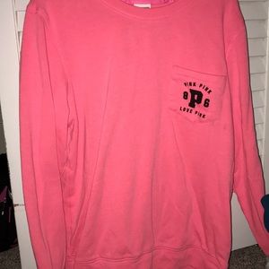 pink sweatshirt
